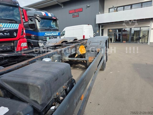 LKW-Fahrgestell MAN TGS 33.320 / WENIG KM / 6X4 / Full Steel /Manual