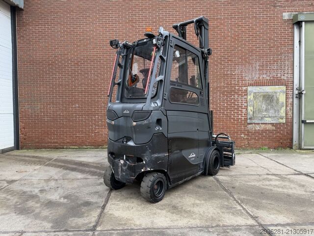 Elektro 4 Rad-Stapler Linde E30HL-01/600