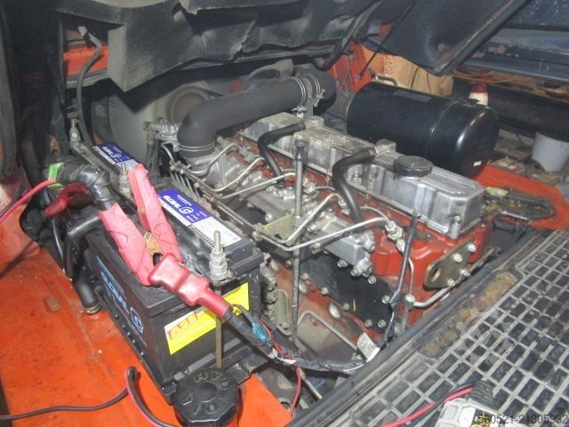 Dieselstapler Nissan 4 Ton.-Triplex-FH 4,5m + Seitenschieber