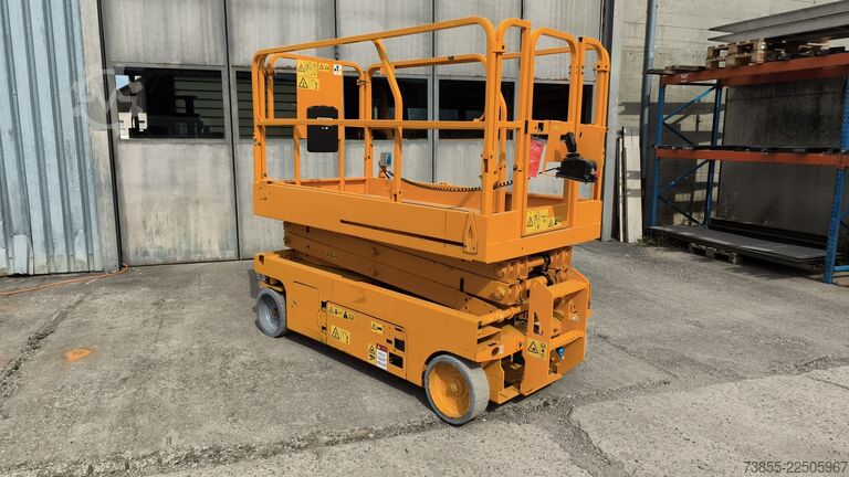 Scissor Lift Genie GS-2046