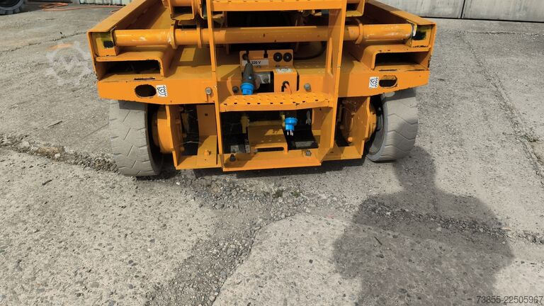 Scissor Lift Genie GS-2046