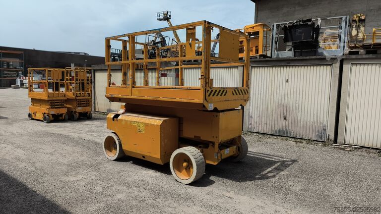 Scissor Lift Genie GS-3268 DC