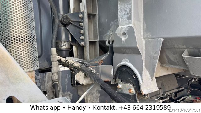 Spezial-LKW  Empl Rückmulde mit Sattelplatte Baujahr : 2017