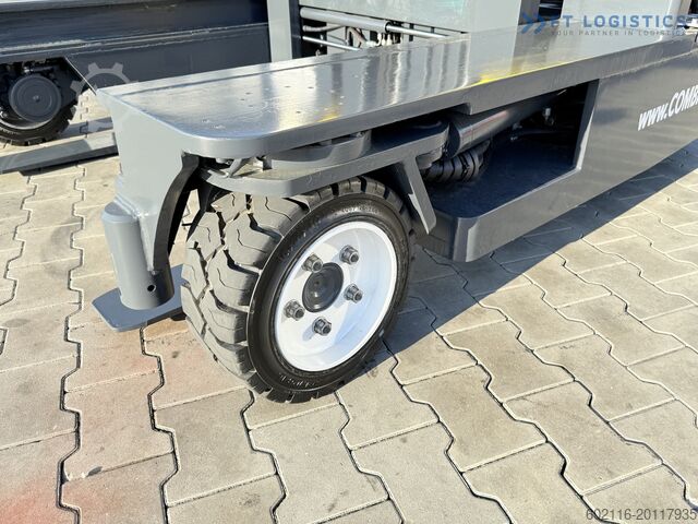 Four-way forklift Combilift C3000 GAS TRIPLEX 7600MM FREE-LIFT