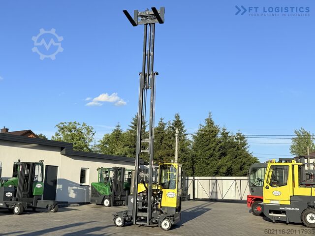 Four-way forklift Combilift C3000 GAS TRIPLEX 7600MM FREE-LIFT