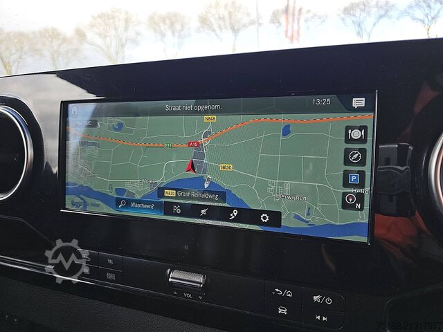 High-roof van MERCEDES-BENZ SPRINTER 319 CDI 3.0 V6 AUT. L2H2