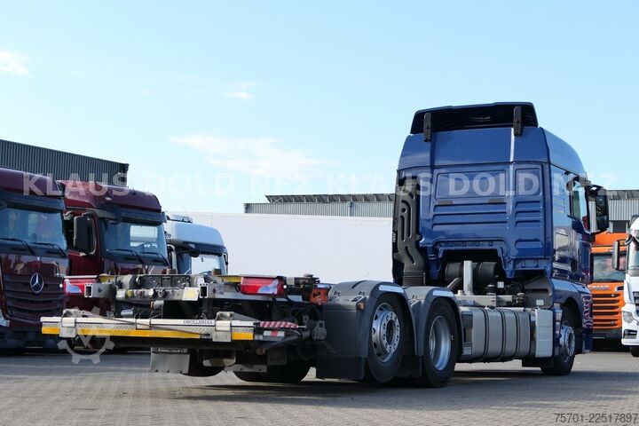 Swap body truck MAN TGX 26.430 BDF Retarder Lift-/Lenkachse Navi