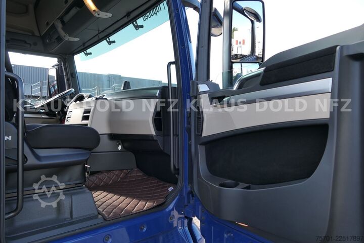Swap body truck MAN TGX 26.430 BDF Retarder Lift-/Lenkachse Navi