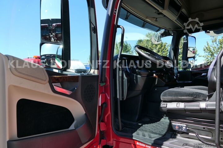 Box truck MERCEDES-BENZ Actros 1842L Koffer Vollluft LBW Euro 6