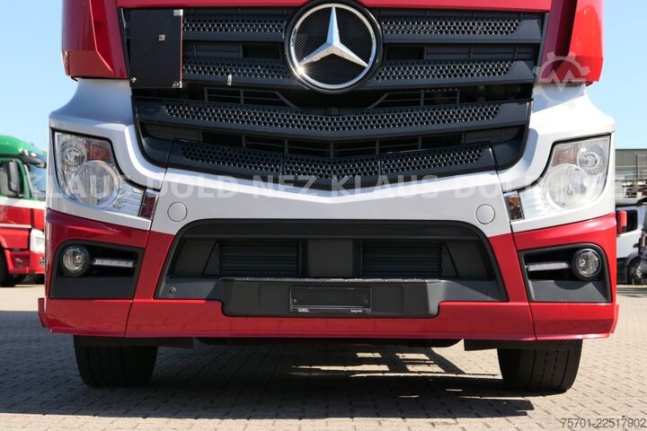 Box truck MERCEDES-BENZ Actros 1842L Koffer Vollluft LBW Euro 6