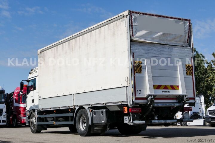 Flatbed truck with tarp MAN TGM 18.320 Pritsche Plane LBW Euro 6