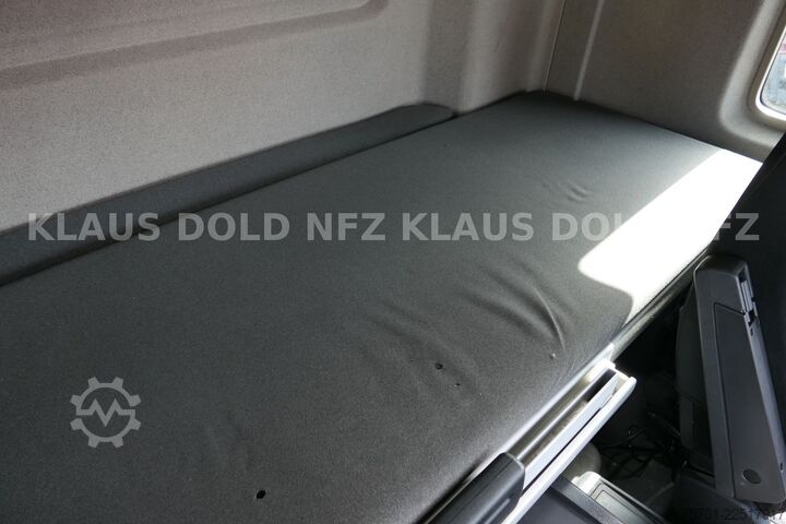 Flatbed truck with tarp MAN TGM 18.320 Pritsche Plane LBW Euro 6