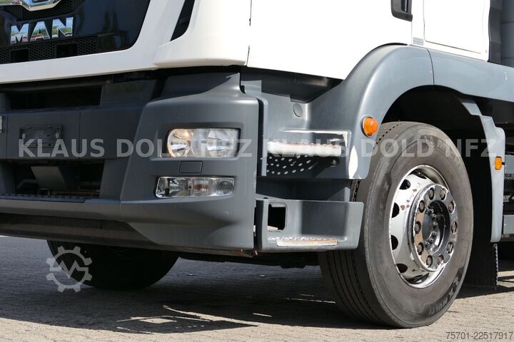 Flatbed truck with tarp MAN TGM 18.320 Pritsche Plane LBW Euro 6