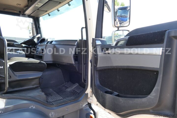 Truck chassis MAN TGM 13.290 Fahrgestell 4x4 Navi Euro 6