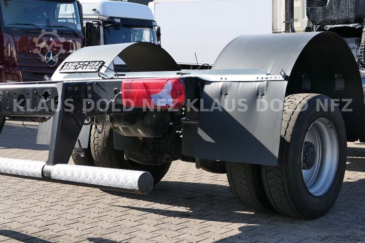 Truck chassis MAN TGM 13.290 Fahrgestell 4x4 Navi Euro 6