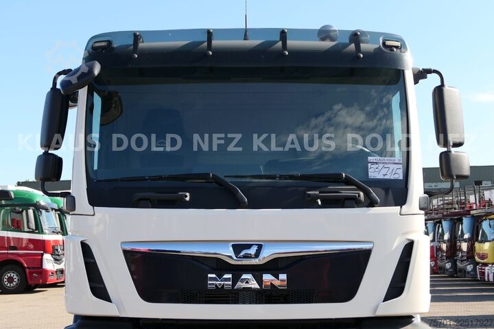 Truck chassis MAN TGM 13.290 Fahrgestell 4x4 Navi Euro 6