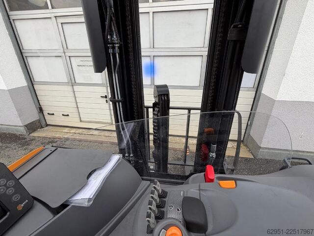 Reach Truck Crown ESR1260