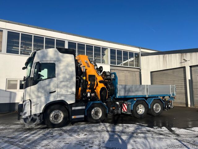 Flatbed truck VOLVO FH 540 8x2 EFFER Kran Sattelzugmaschine