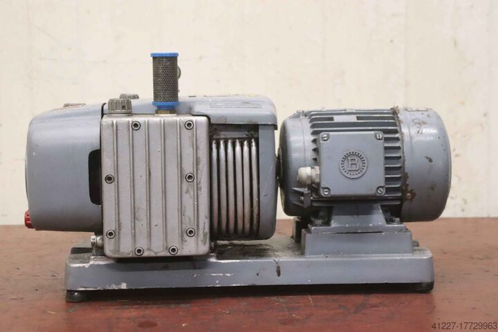 Vakuumpumpe 0,75 kW 15 m³/h Werie Rietschle CLE15 DV
