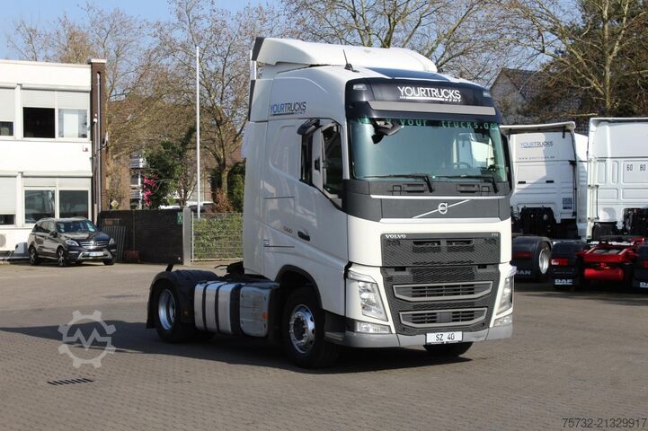 Standard tractor unit Volvo FH 500 Globe   I-Park Cool   VIN: LB   3 Stück!