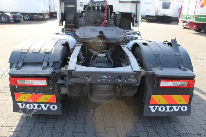 Standard tractor unit Volvo FH 500 Globe   I-Park Cool   VIN: LB   3 Stück!