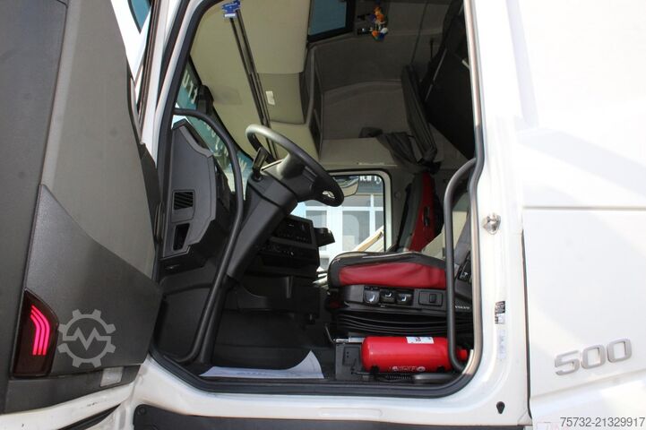 Standard tractor unit Volvo FH 500 Globe   I-Park Cool   VIN: LB   3 Stück!
