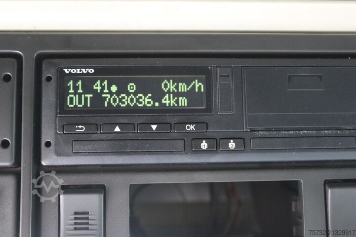 Standard tractor unit Volvo FH 500 Globe   I-Park Cool   VIN: LB   3 Stück!