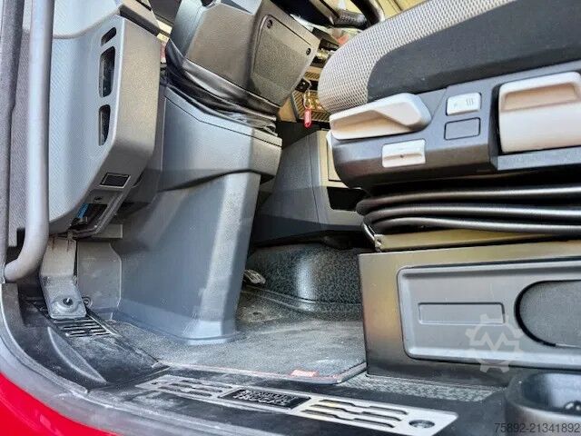 Standard-SZM Renault T520 HIGH/Retarder/Standklima/Euro 6d