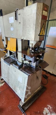 Profil-Stanz- und Schneidemaschine GEKA Hydracrop 50 S