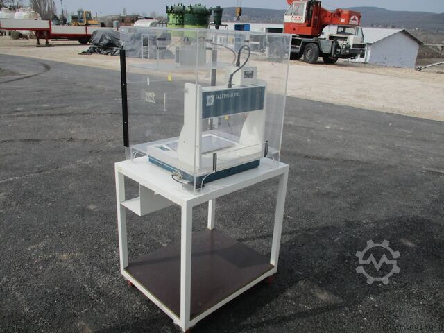 3-Axis Benchtop Robot Fliud dispensing Fisnar I&J 500  (1548)