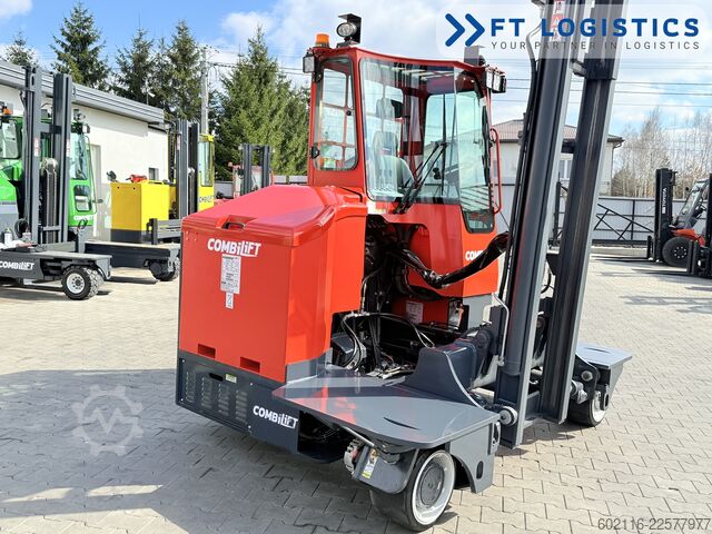 Vierwegestapler Combilift C3000ET TRIPLEX 5940 WIDE FORK POSITIONE