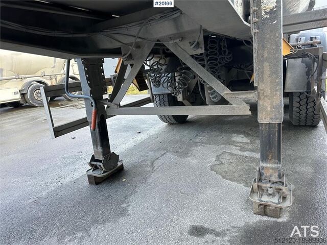 Tipper Carnehl 3 axle tipper semi