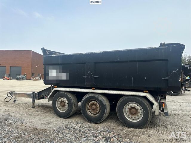 Tipper Istrail 3 Axle Dump Trailer