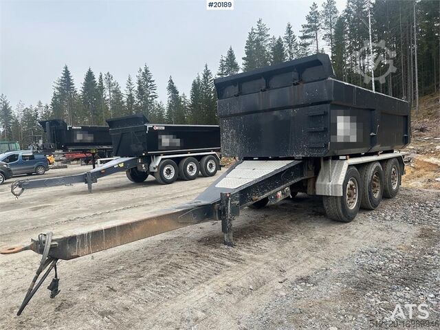 Tipper Istrail 3 Axle Dump Trailer