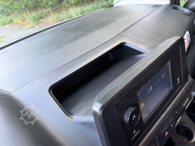 Kleinbus Citroën ë-Berlingo 136 FEEL M 2x Schiebetür Klima