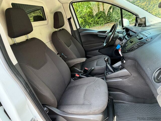 Kleinbus FORD Transit Courier 1.5 TdCi L1H1 Klima Ahk Kamera