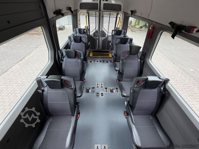 Kleinbus VW Crafter 2.0 Tdi  9 Sitze Motor springt nicht an