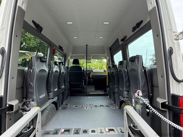 Kleinbus VW Crafter 2.0 Tdi  9 Sitze Motor springt nicht an