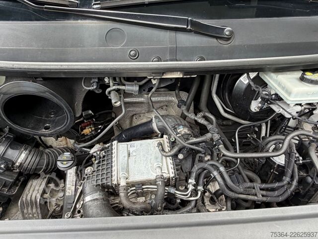 Kleinbus VW Crafter 2.0 Tdi  9 Sitze Motor springt nicht an