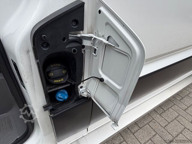 Kleinbus VW Crafter 2.0 Tdi  9 Sitze Motor springt nicht an