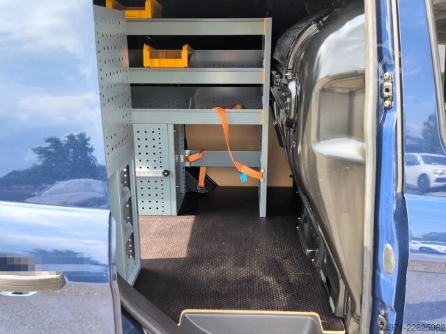 Kastenwagen Ford Transit Connect Kasten L1 1.5D*AHK Klima Regale