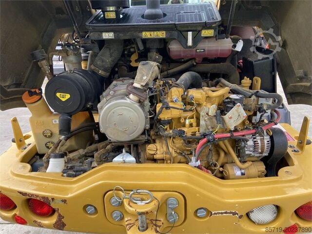Loader CAT 906M (7164)