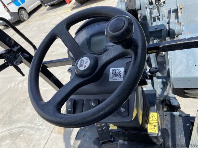 Lader GiANT G2700 Xtra HD (6436)