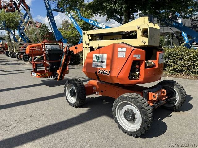 Articulated boom lift JLG 340AJ (4566)
