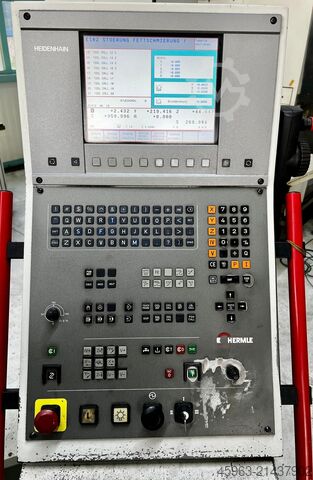 Universal machining center HERMLE C 600 U