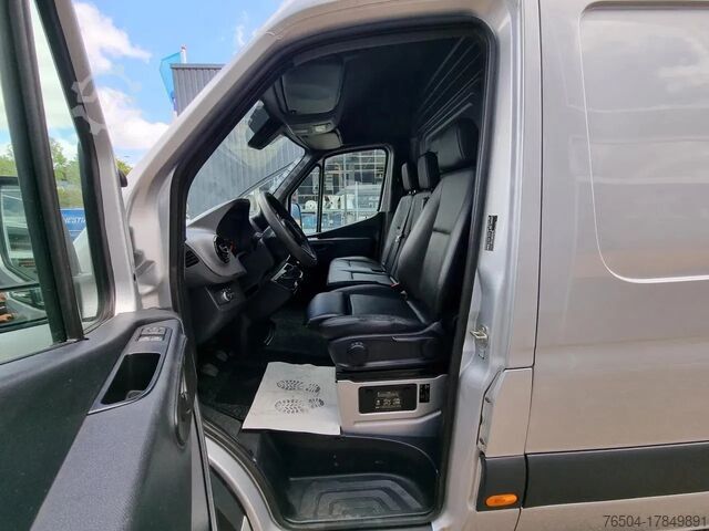 Delivery van Mercedes-Benz Sprinter 316 CDI 163 PK L2H2 EURO 6C