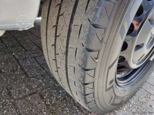 Delivery van Mercedes-Benz Sprinter 316 CDI 163 PK L2H2 EURO 6C
