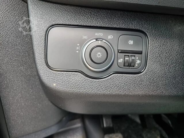 Delivery van Mercedes-Benz Sprinter 316 CDI 163 PK L2H2 EURO 6C