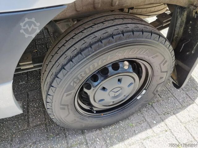 Delivery van Mercedes-Benz Sprinter 316 CDI 163 PK L2H2 EURO 6C