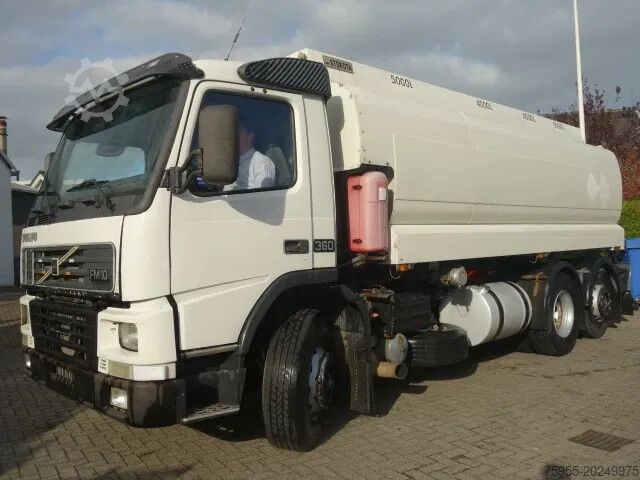 Tanker truck Volvo FM 360 18000 LITER,MANUALPOMP,MANUALCOUNTER